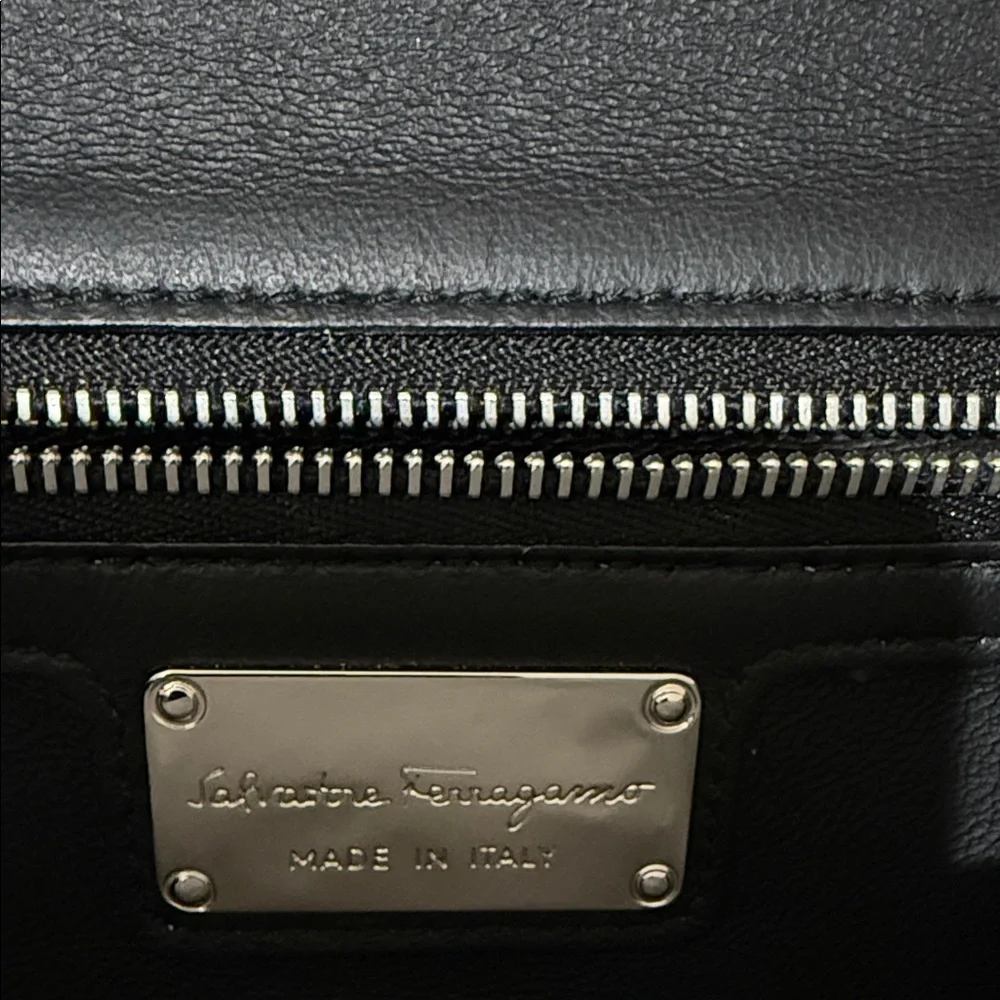 Salvatore Ferragamo Black Leather Shoulder Bag - Picture 3 of 13